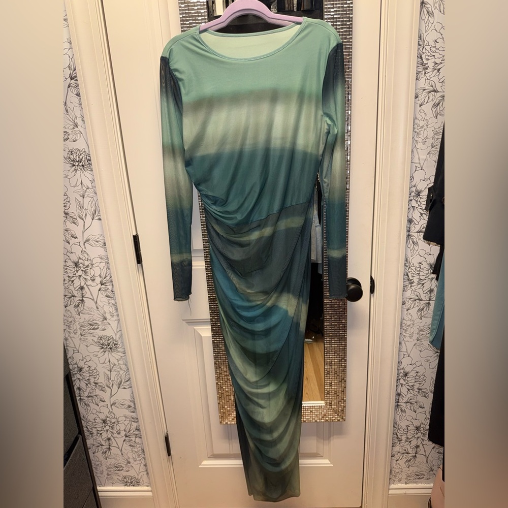 NICOLE by NICOLE MILLER Green Ombre Long Sleeve Dress, NWOT 16-21 PTP Fit L-1XL - Picture 4 of 7